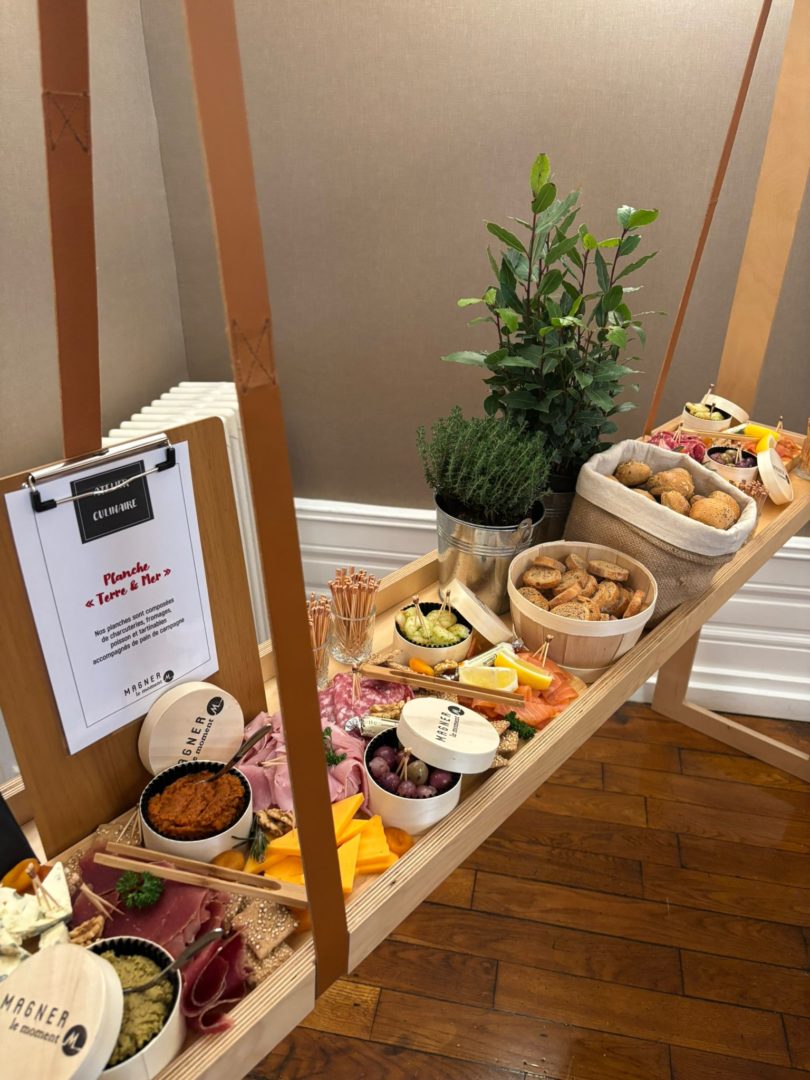 Les buffets balançoires Magner